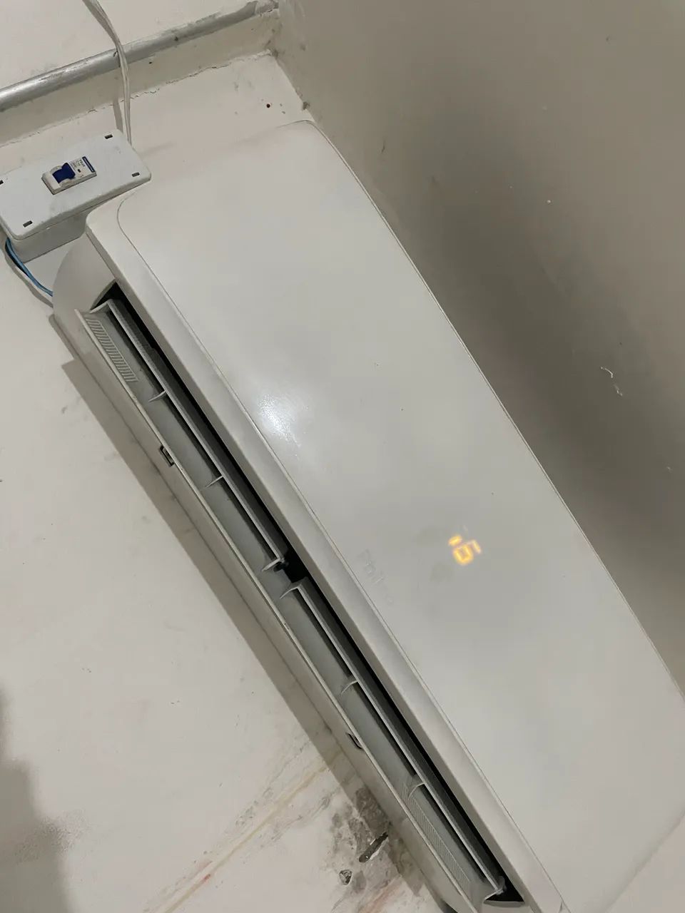 Ar condicionado 9000 mil btus ! No canto ainda ! Funcionando perfeitamente 