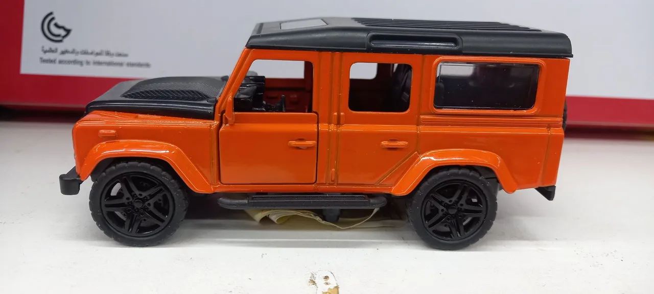 Land Rover Defender escala 1/32 - Foto 3