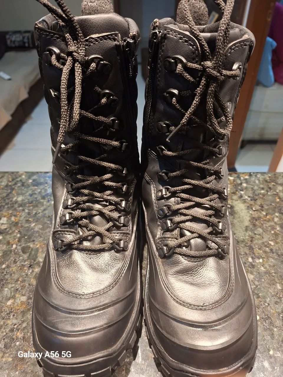 Botas Táticas Pretas - Conforto e Durabilidade - Foto 3