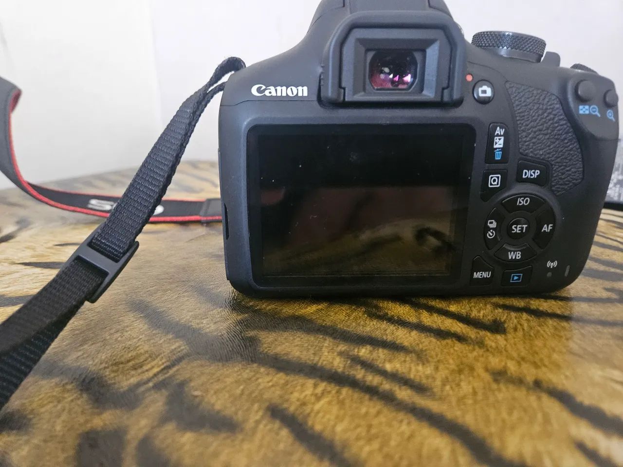 Camera Canon T7 Rebel - Foto 2
