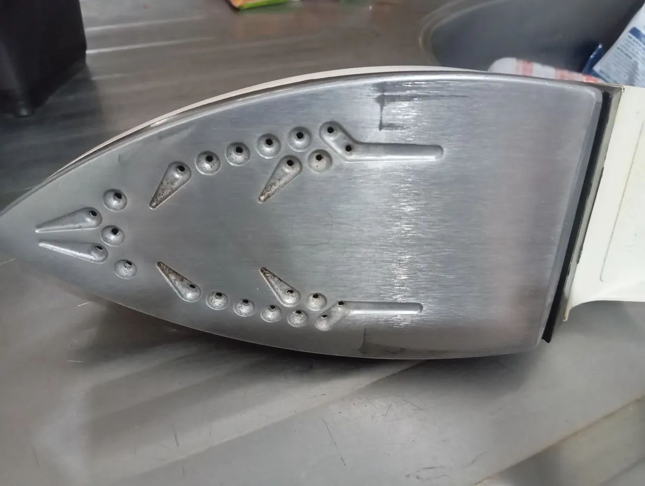 Ferro de Passar Roupa Black & Decker Vapor Xpress 500 - Foto 2