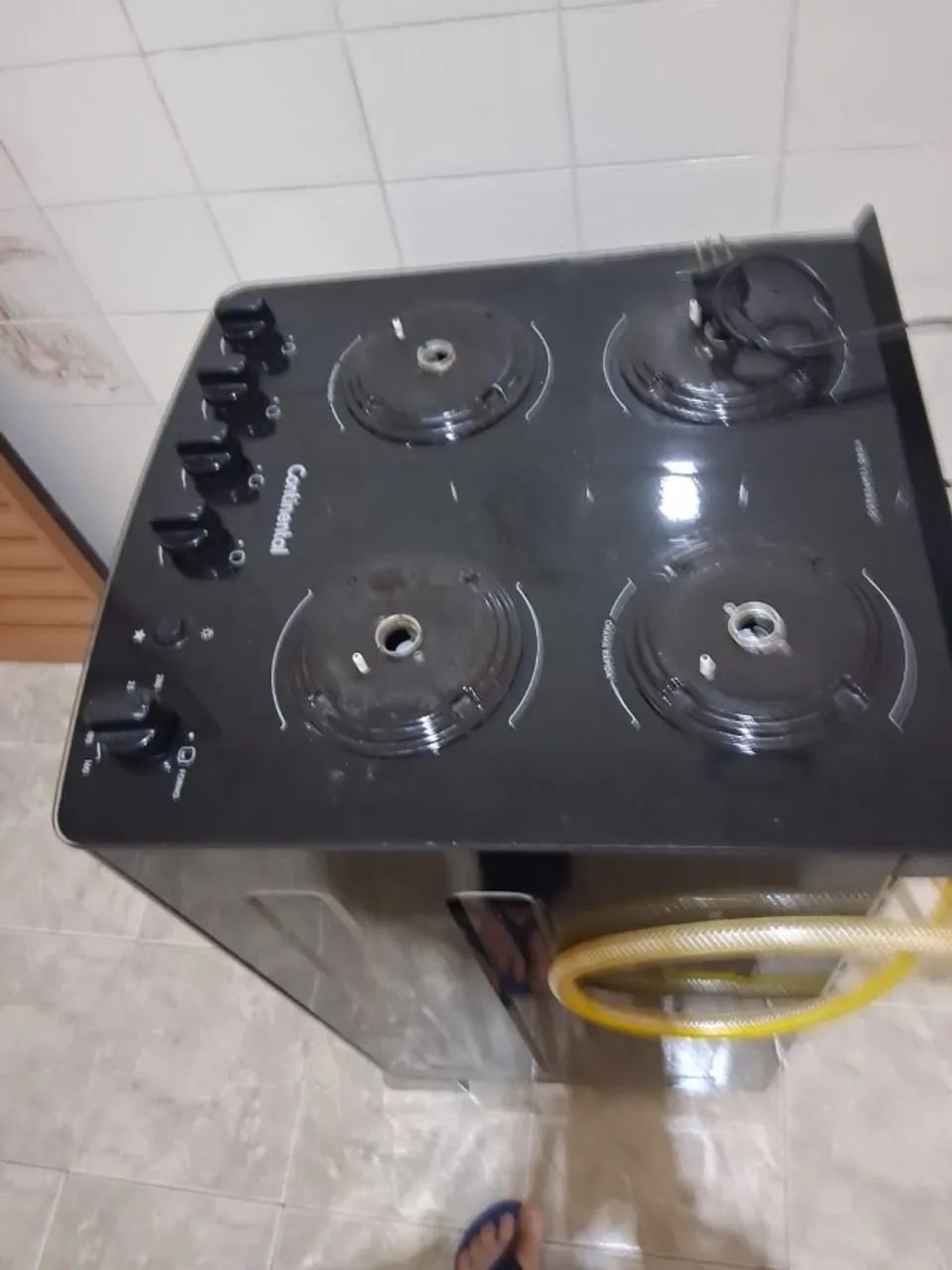 Vende-se Fogão Continental semi novo