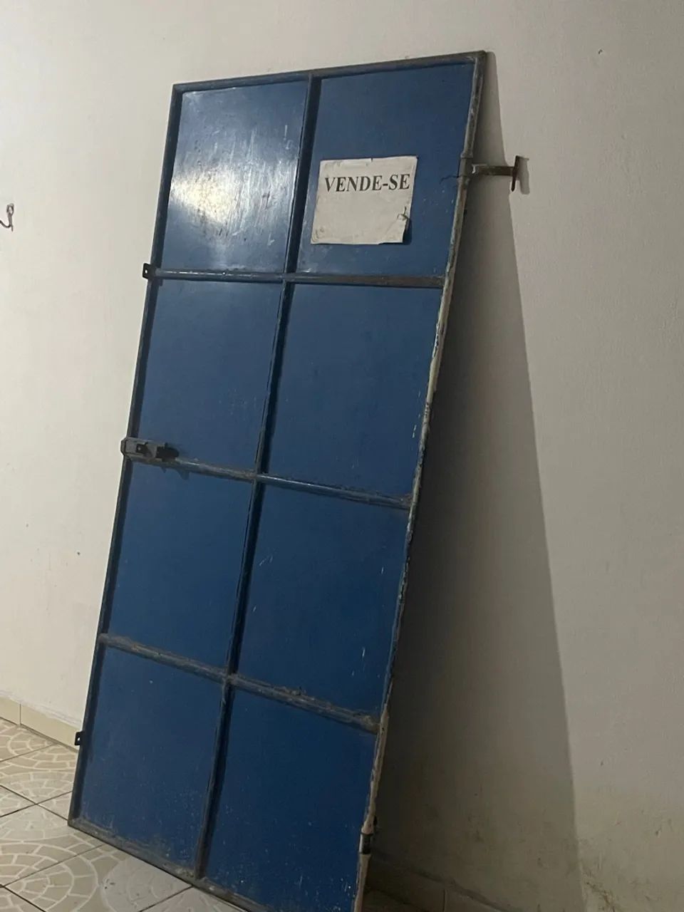 Porta de ferro Azul. 2,10 de altura e 1,00 de largura - Foto 2