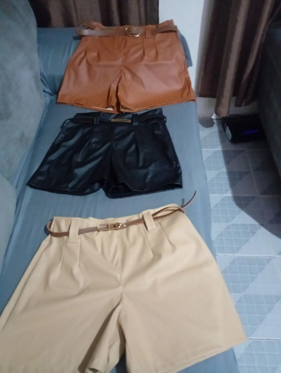 Shorts Femininos com Cinto - Várias Cores