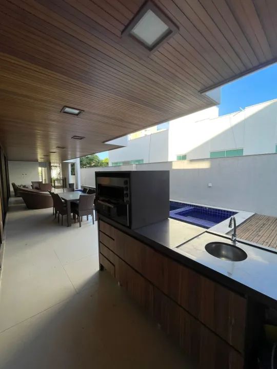 Casa de condomínio para venda com 500 metros quadrados com 5 quartos - Foto 4