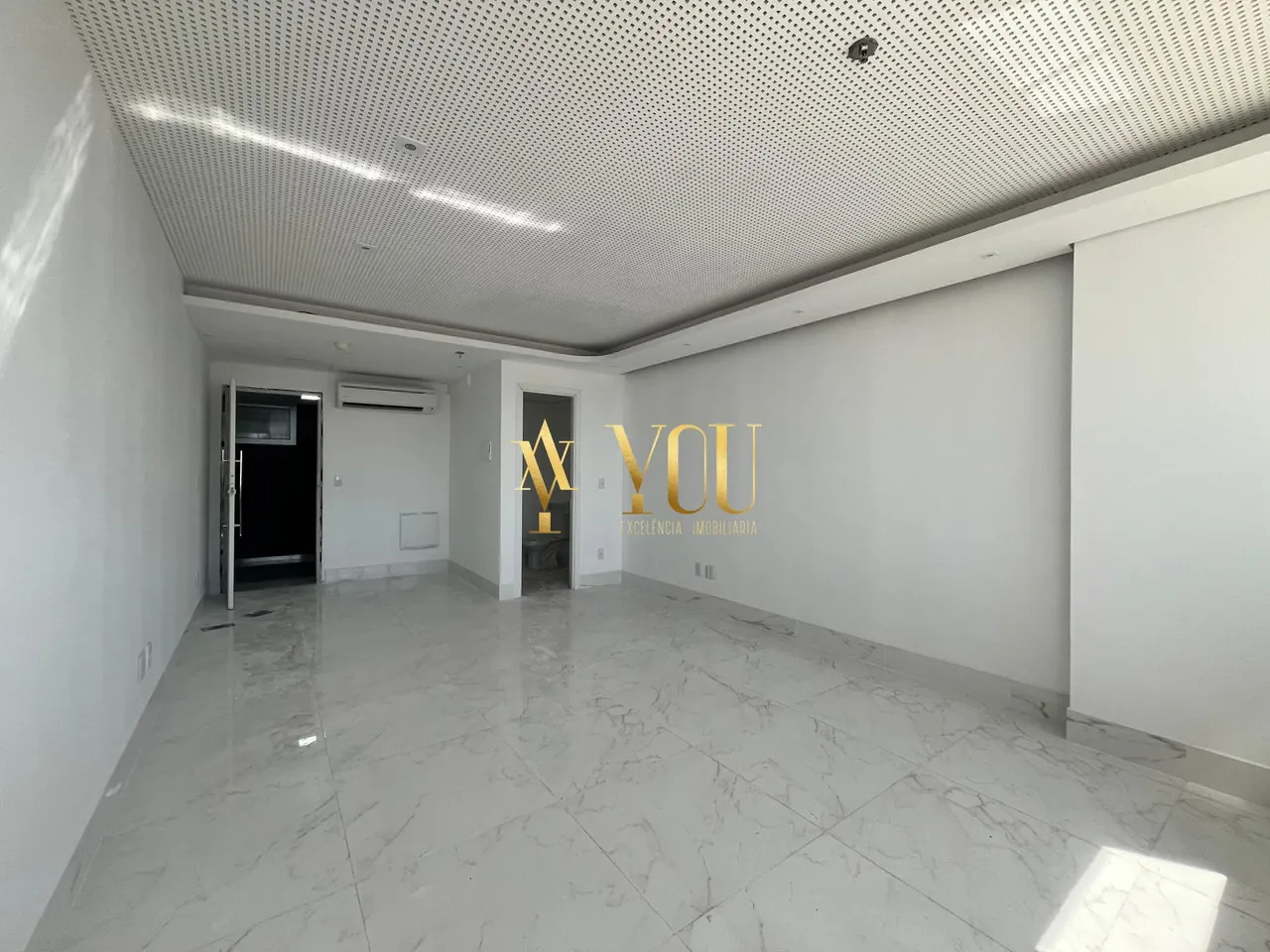 Sala Comercial no Órion Complex já com acabamento.