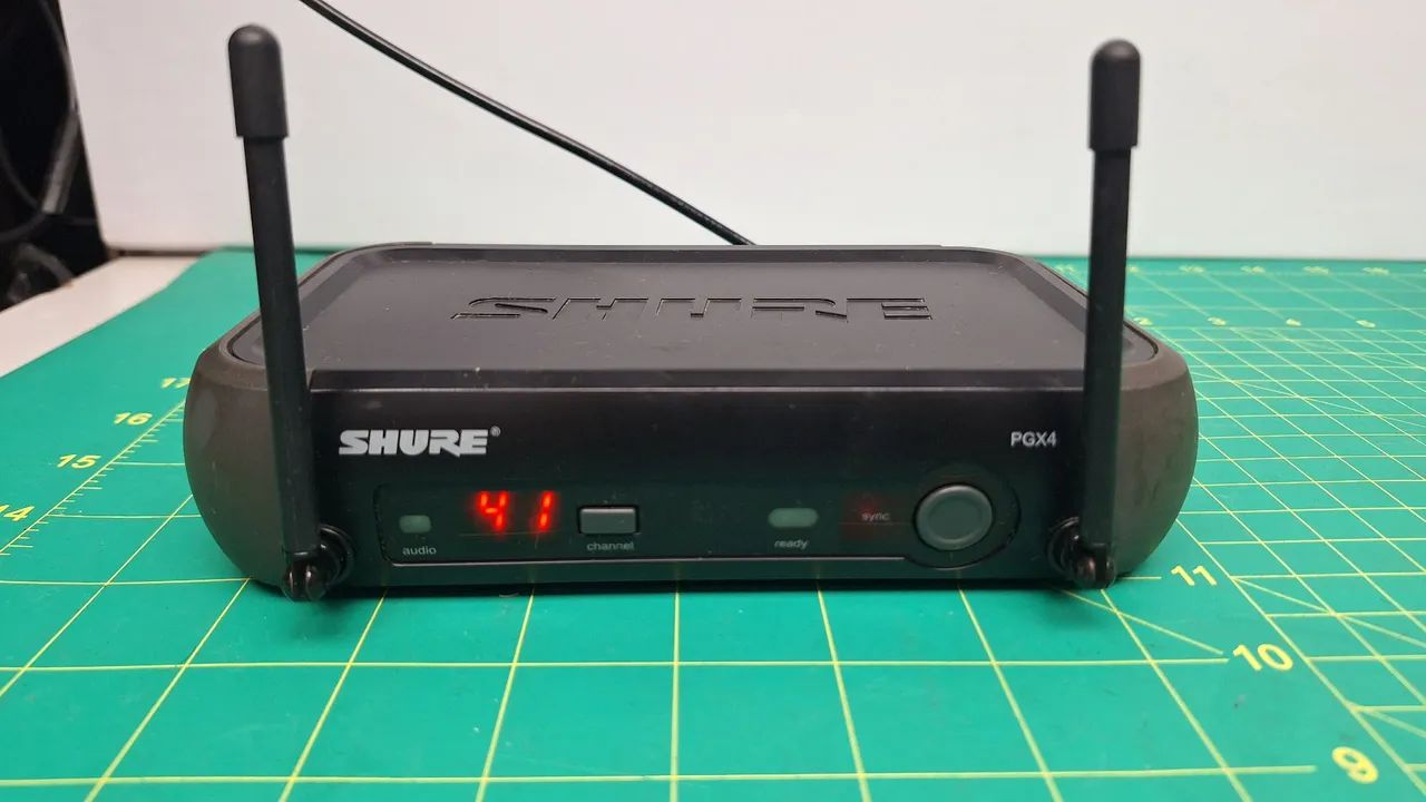 Shure PGX4 Wireless Receiver Performance