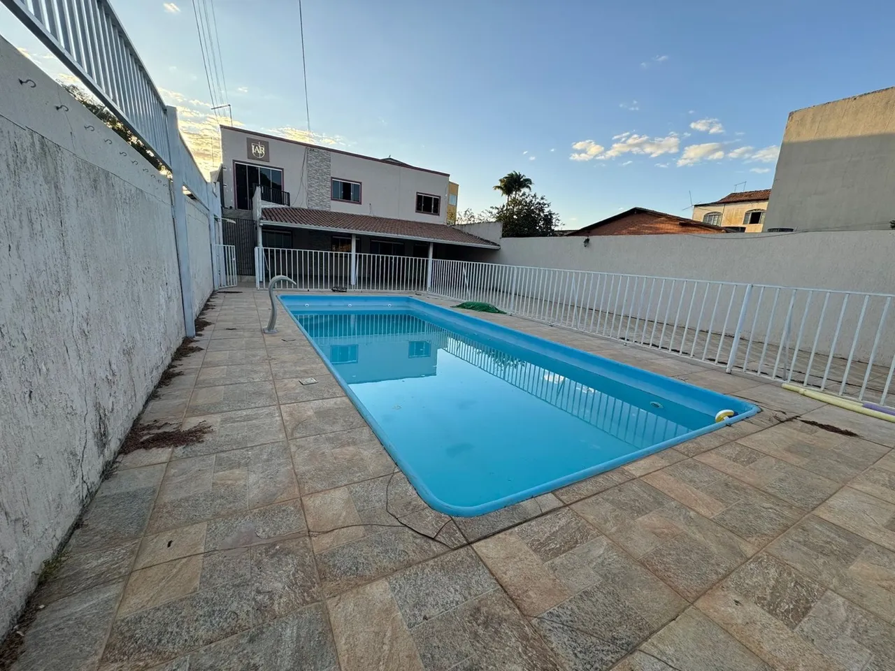 VENDO E ALUGO EXCELENTE CASA VILA VICENTINA PLANALTINA DF