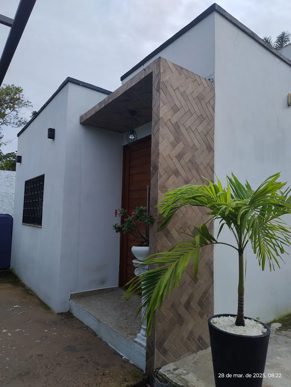 Venda de casa com projeto arquitetônico
