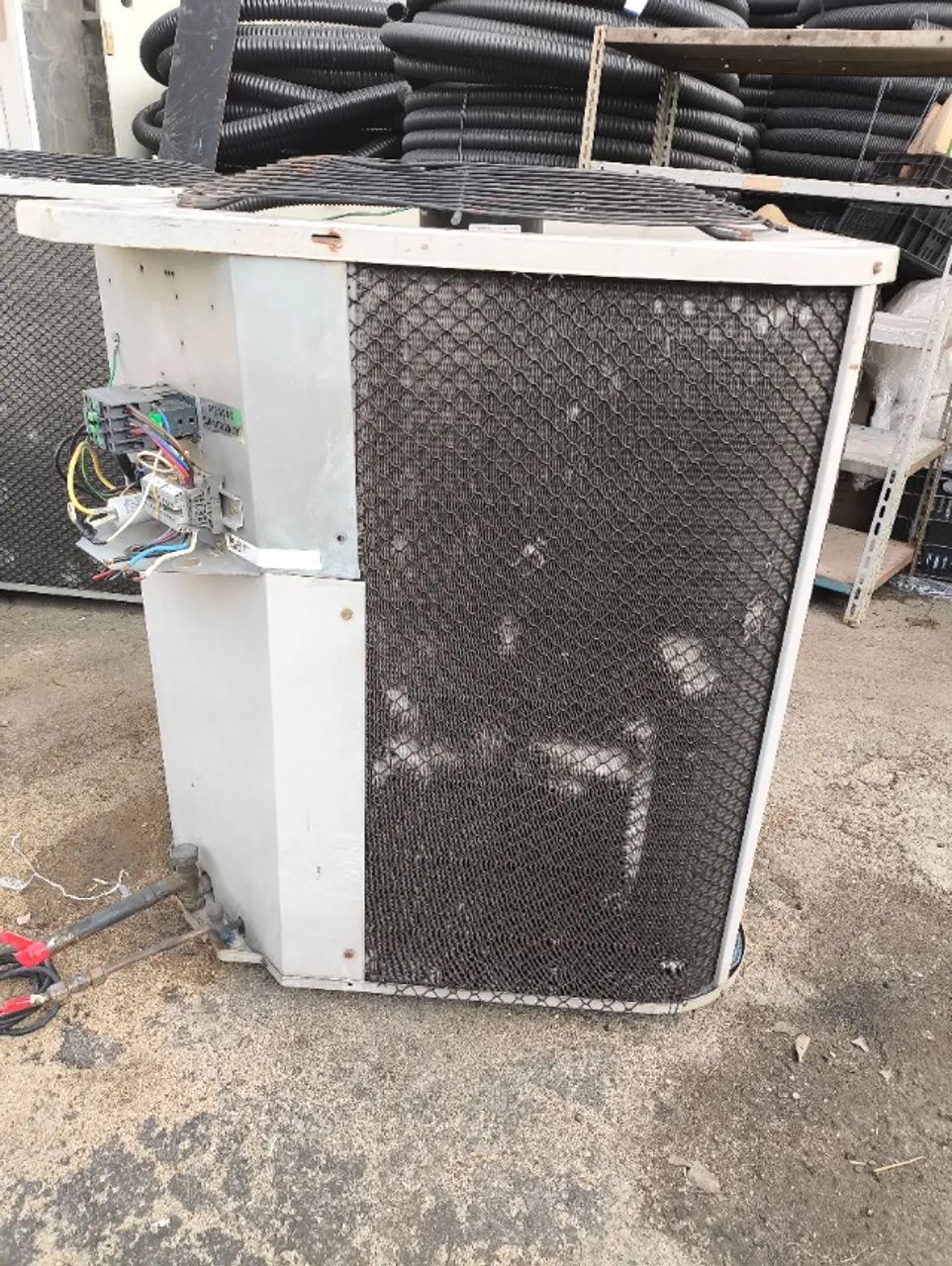 Condensadora 60.000 BTUs 220v - Foto 3