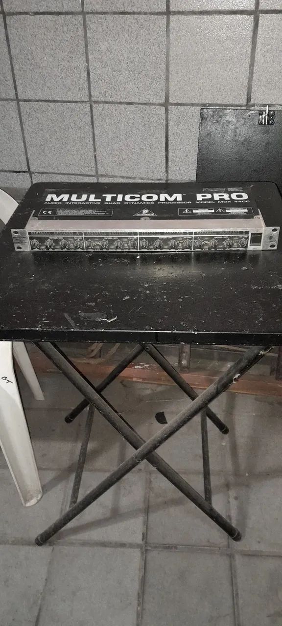 Multicom Pro MX 4400 - Processador de Áudio