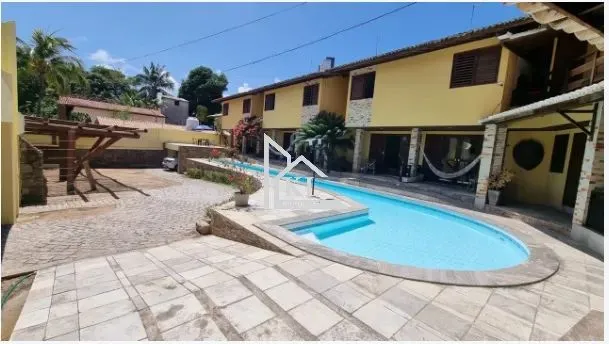 Casa mobiliada - 2 Quartos - 67M2 - Sombra - Condomínio Fechado - Ponta Negra