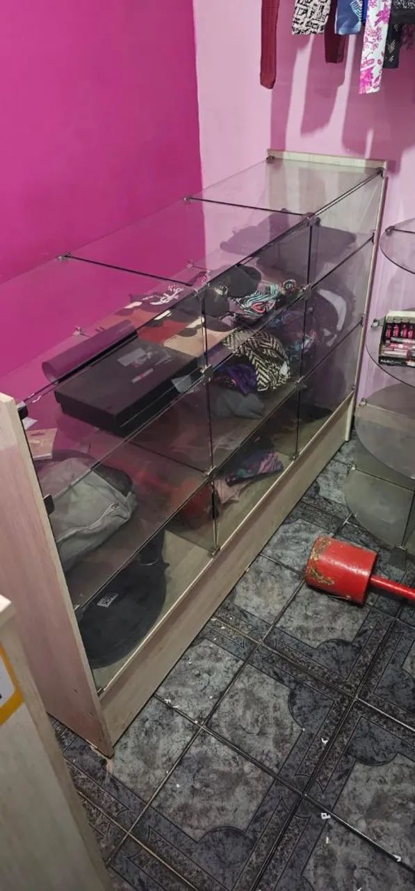 Móveis e acessórios para loja de roupas completo - Foto 4