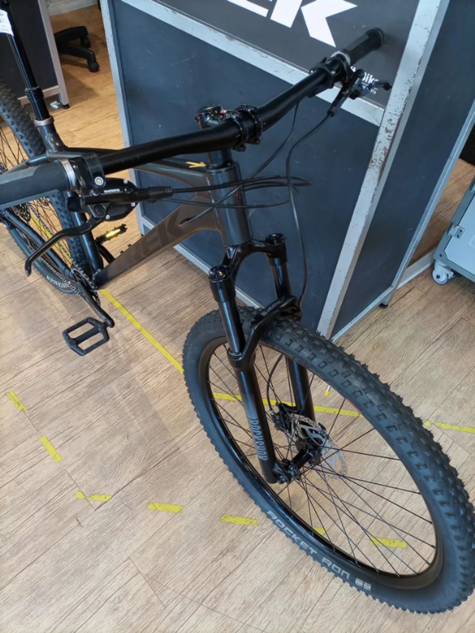 Bicicleta usada Trek Marlin 8 (tamanho G) - Foto 3