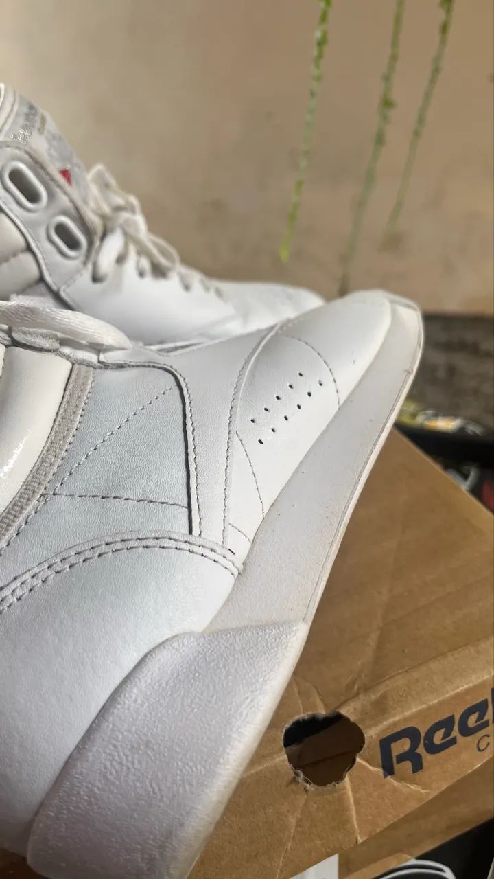 Tênis clássico Reebok  - Foto 4