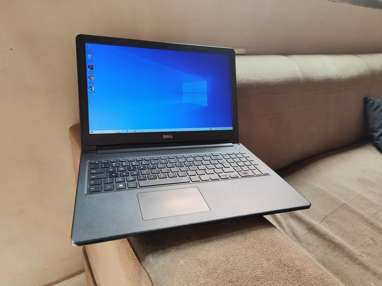 Notebook Dell i7 SSD tela 15, bateria 4hr, 8 Ram