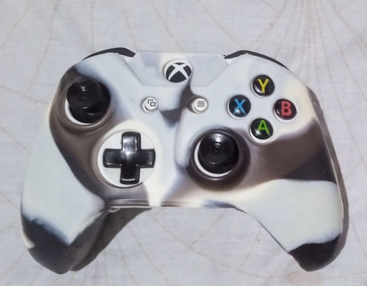 2 Capas de Silicone p/ Controle Xbox One  - Foto 3