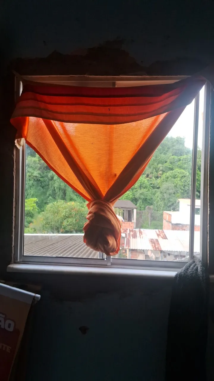 Janela de Alumínio com Vista para a Natureza