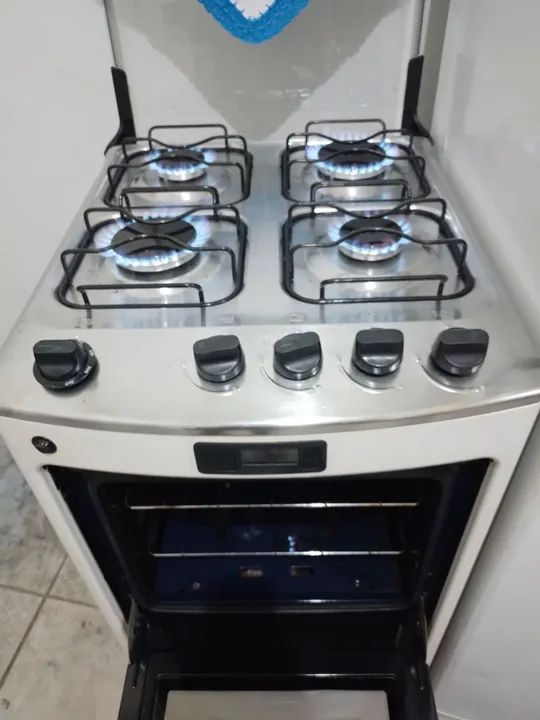 Geladeira Duplex + Fogão 4/bocas.... - Foto 4