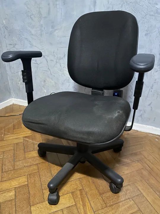 Cadeira de Escritório Giratória com Rodinhas