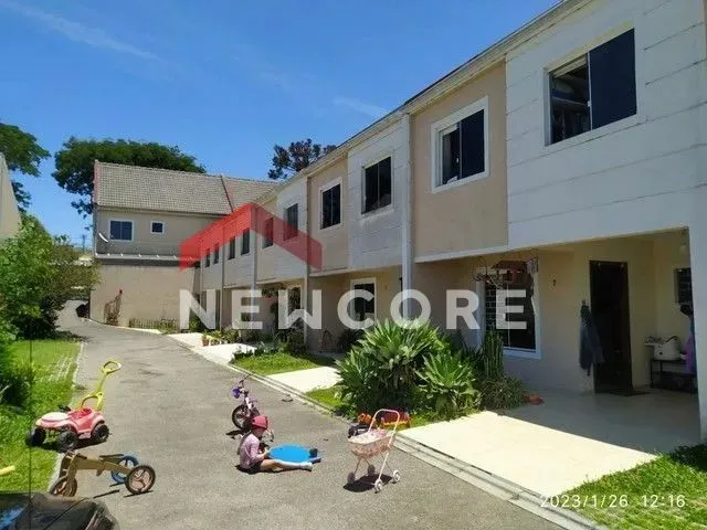 Sobrado em Rua Epaminondas Santos - Bairro Alto - Curitiba/PR