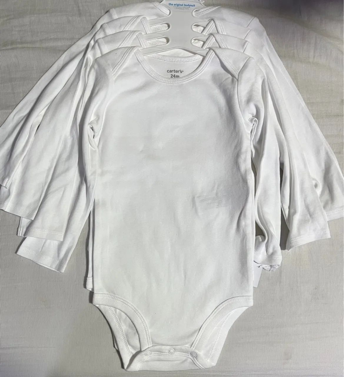 Kit body Carter's 24 meses