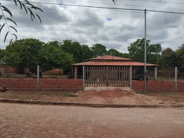 Vende-se casa