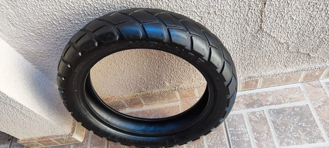 Pneu Honda ADV
