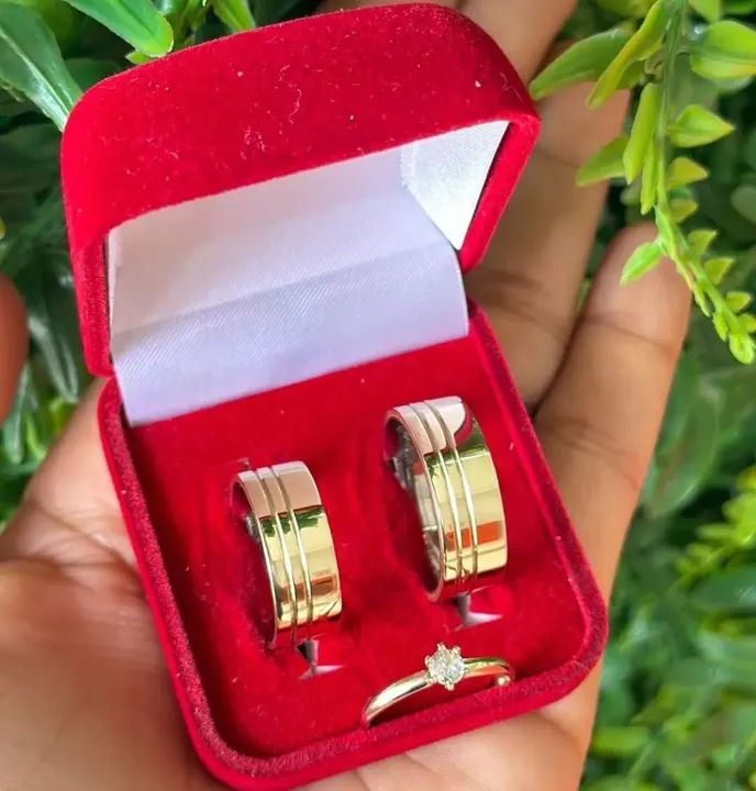 KIT TRIO DE ALIANÇAS NOIVADO E CASAMENTO  - Foto 2