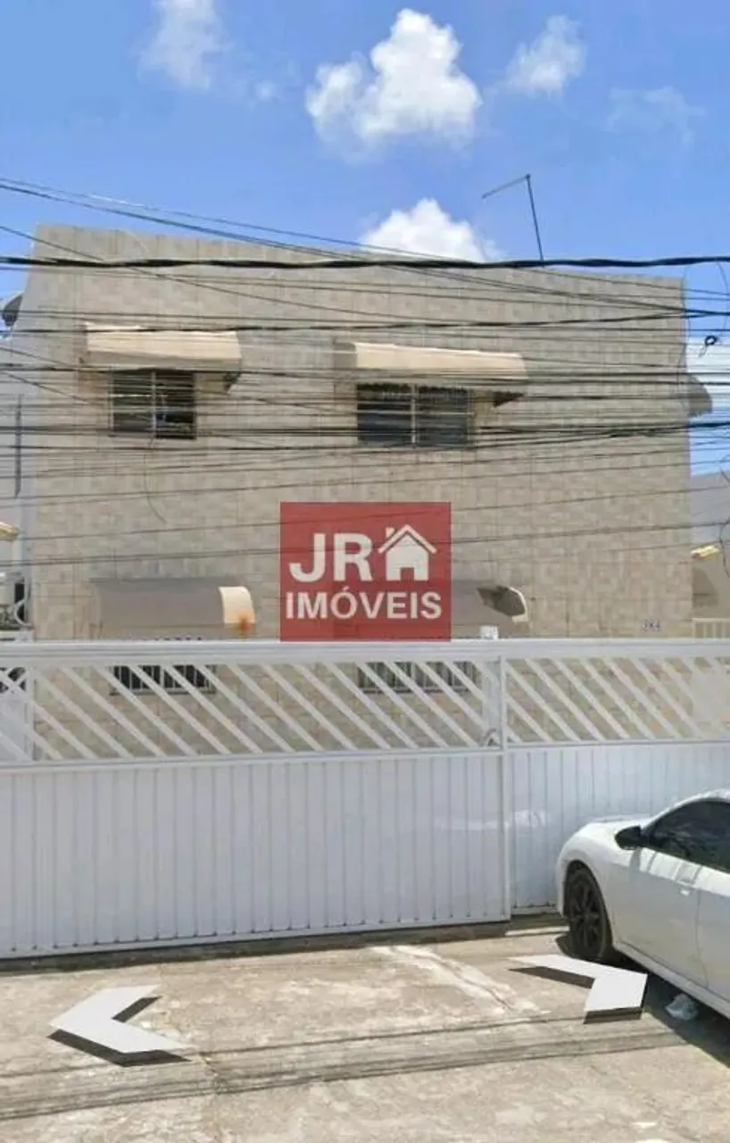 Imóvel para aluguel possui 50 metros quadrados com 3 quartos