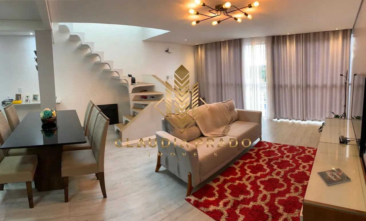 Duplex com Vista Deslumbrante, Garagem e 140m² de Conforto!