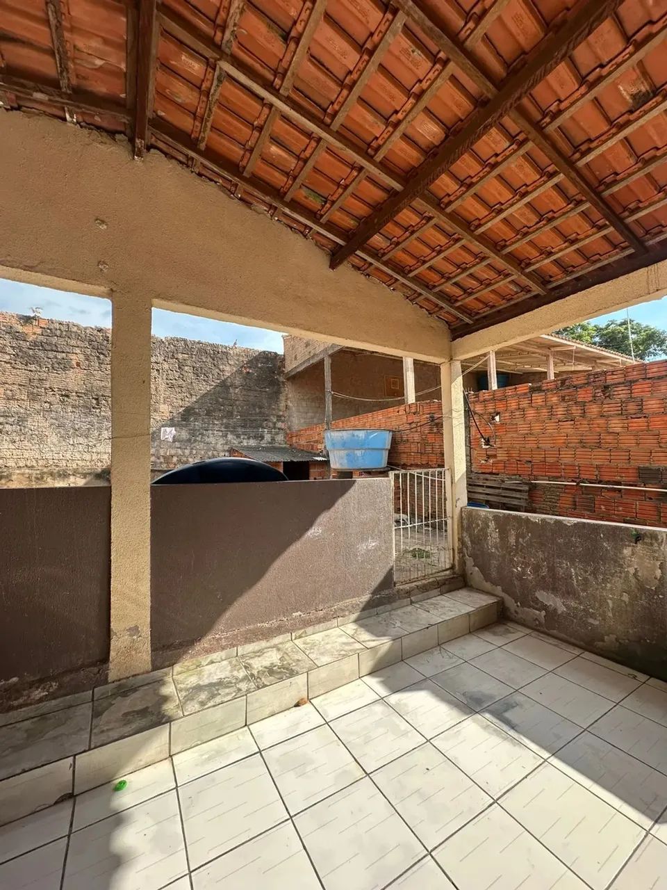 Vendo casa em Várzea Grande de esquina com 360 metros. - Foto 5