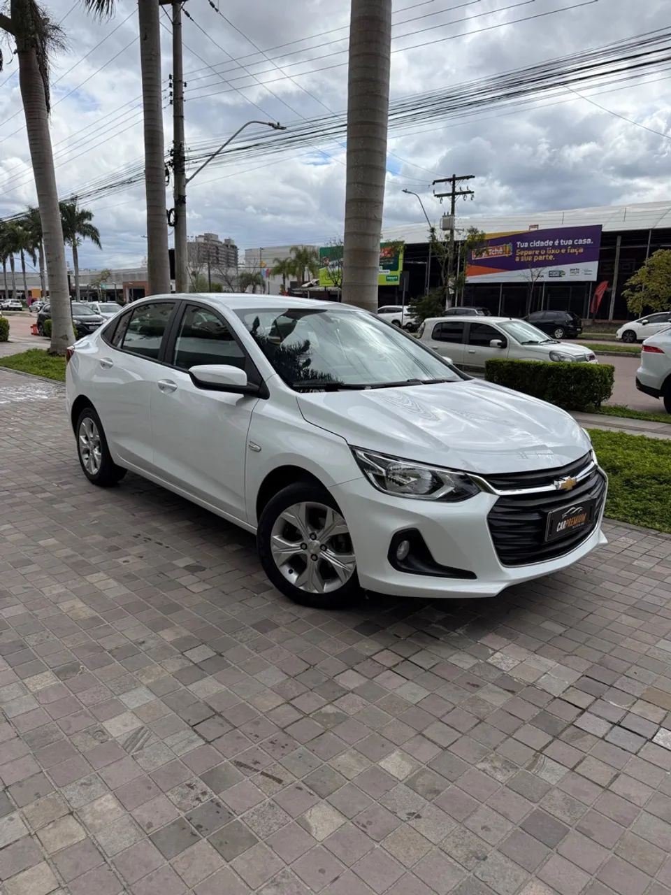 Onix Plus 1.0 Turbo LTZ 2023 Placa J único dono  - Foto 2