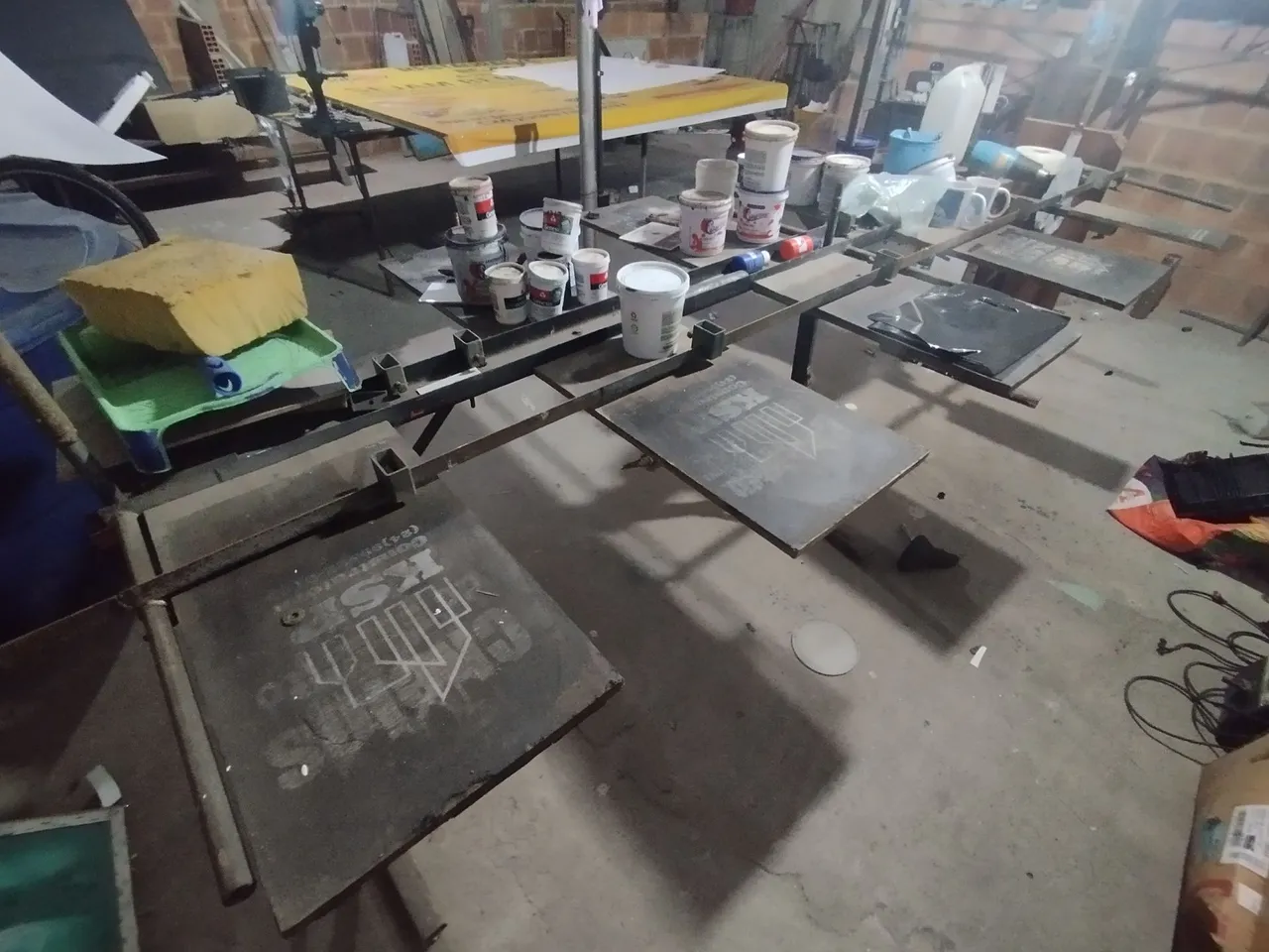 Equipamentos para serigrafia