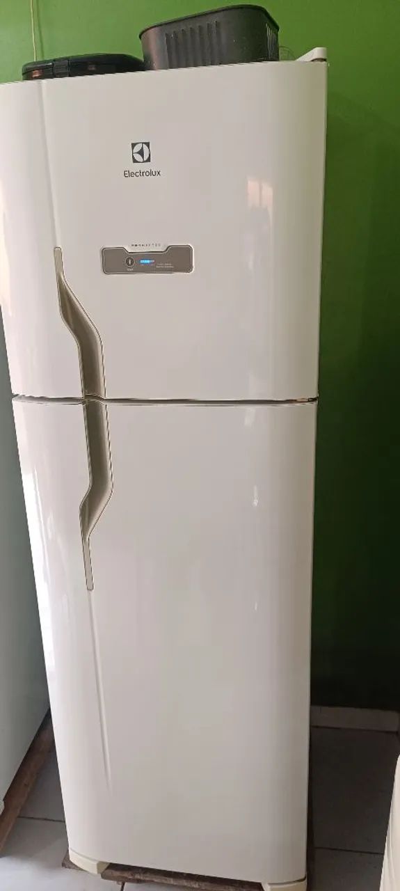 Geladeira Electrolux froo free - Foto 2