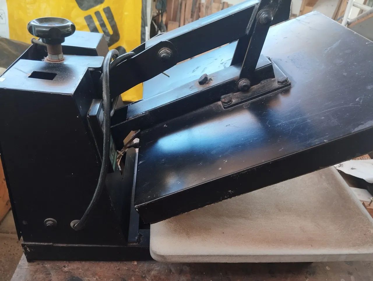 Prensa Térmica para Sublimação - Impressora de Camisetas - Foto 2