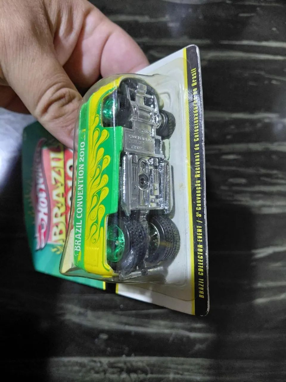 Hot Wheels Volkswagen Drag Bus - Brazil 2010 - Hobbies e coleções