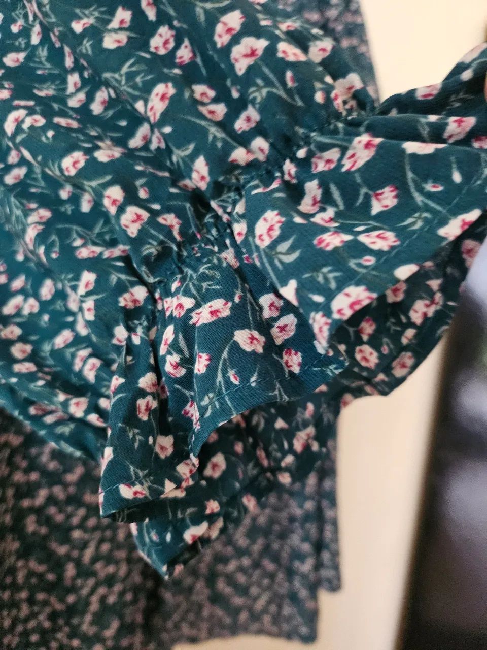 Bata verde Florida Marca Bloomchic Tamanho 50 e 52 - Foto 3