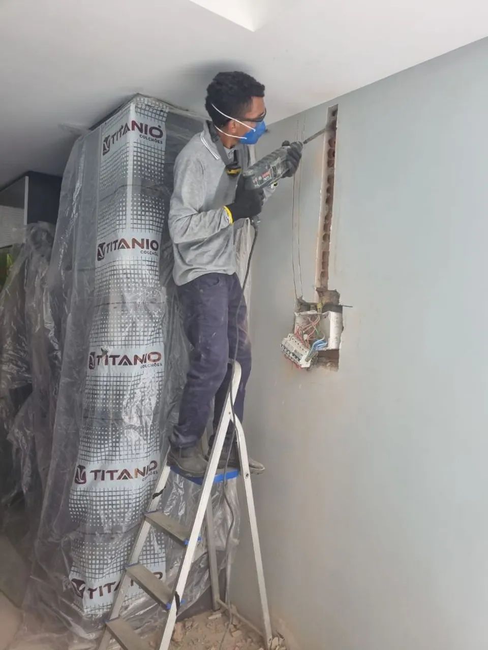 ELETRICISTA 24 hrs  - Foto 4