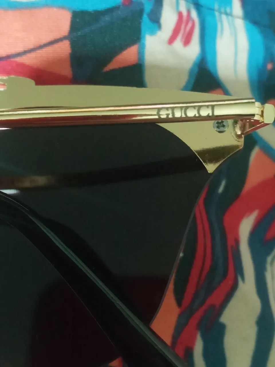 Óculos de sol feminino estiloso gucci dourado  - Foto 4