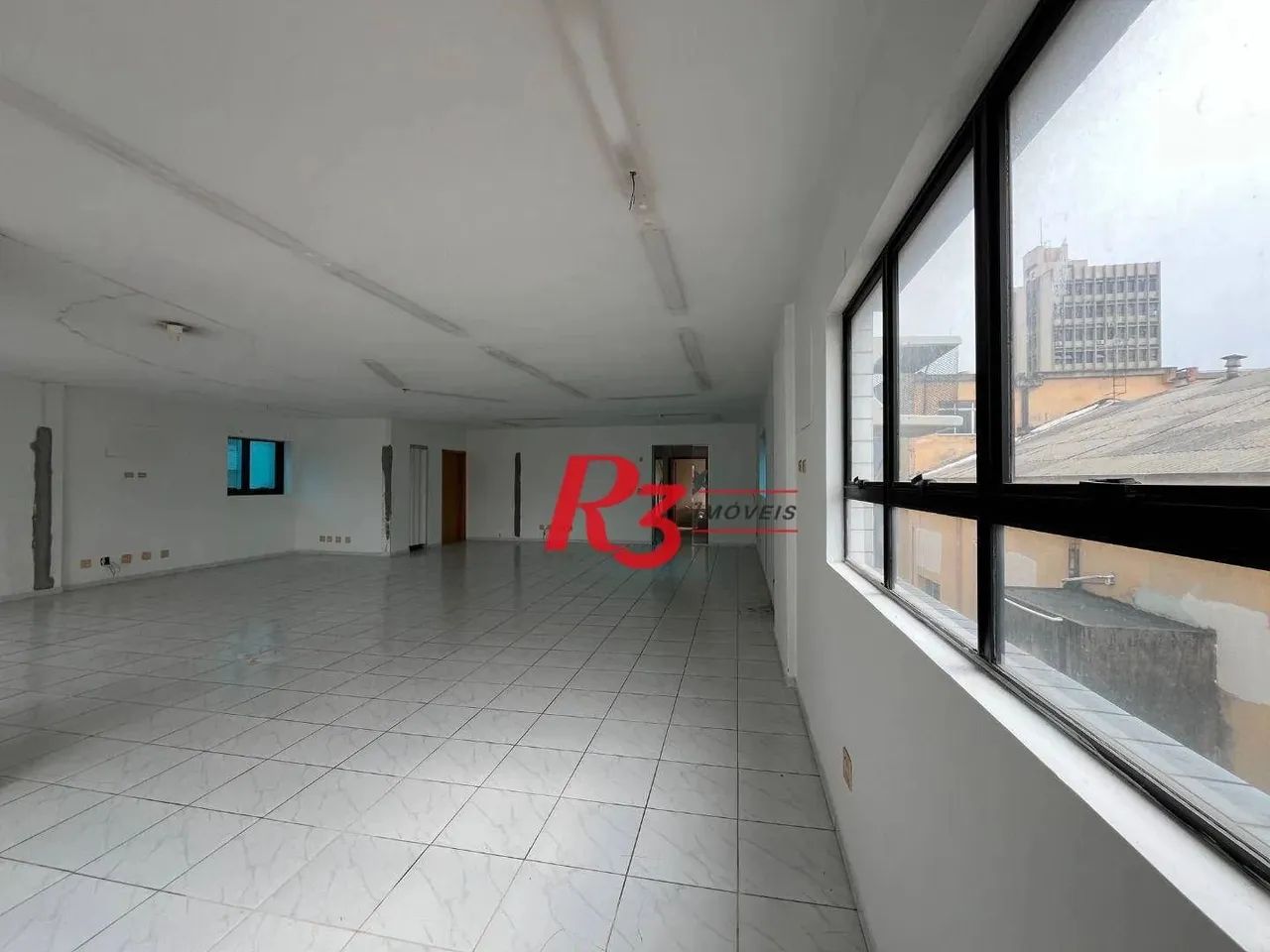 Sala para alugar, 121 m² por R$ 5.000,00 - Vila Matias - Santos/SP