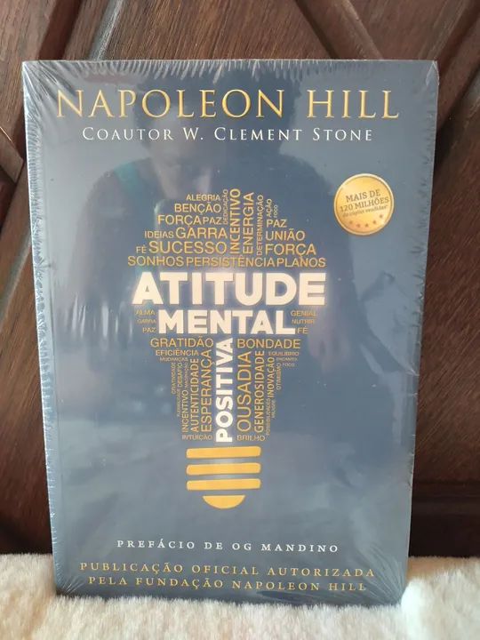 ATITUDE MENTAL POSITIVA - Napolen Hill