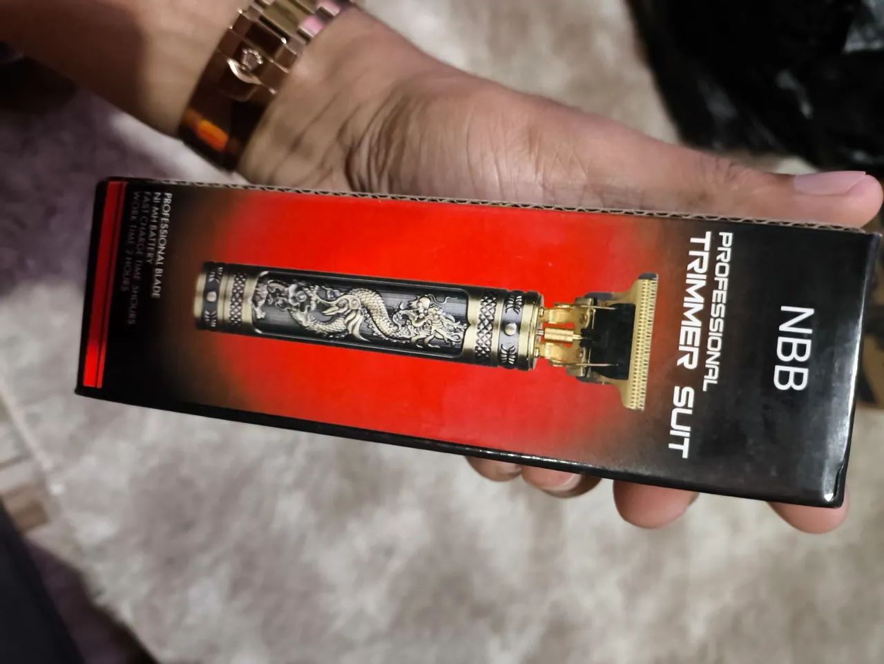 MAQUINA DE CORTAR E BARBEAR 