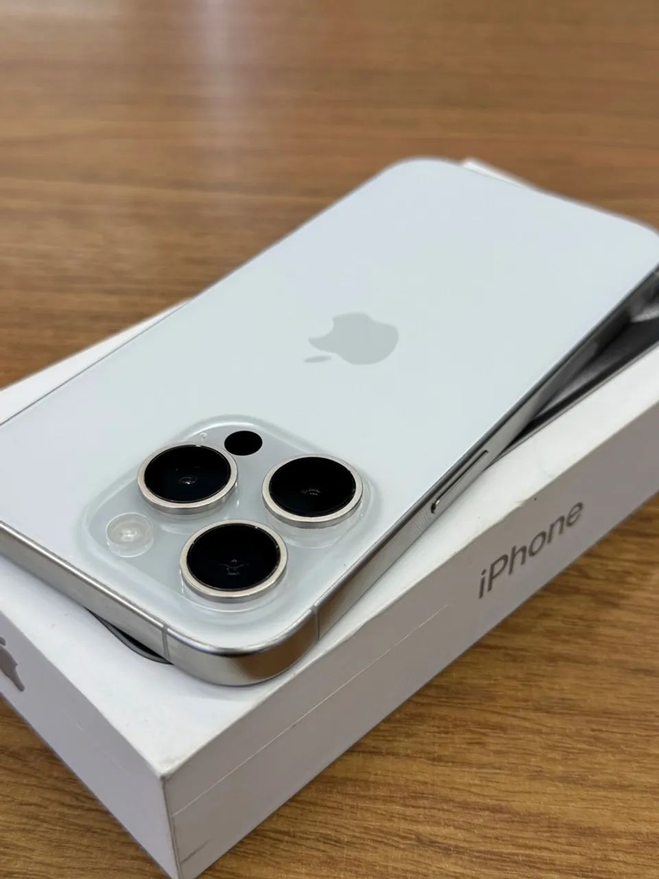 iphone 15 PRO 512gb BRANCO TITÂNIO PERFEITO! todo original!  - Foto 5