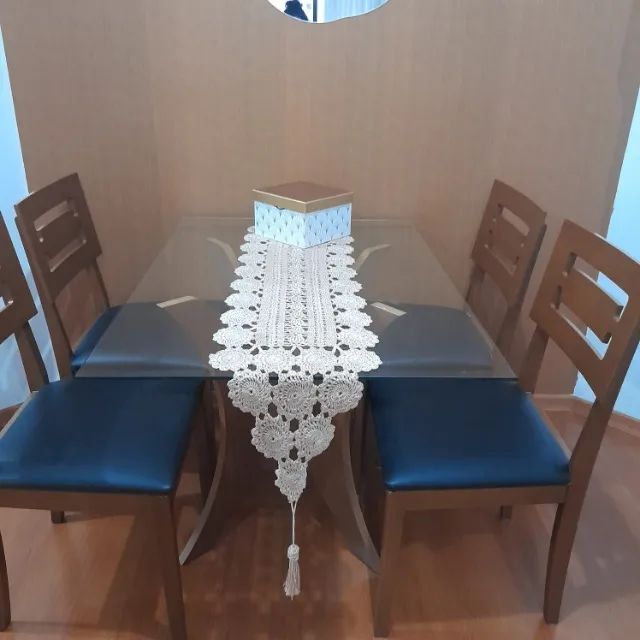 MESA DE JANTAR COM 4 CADEIRAS (MESA DE VIDRO) - Foto 3