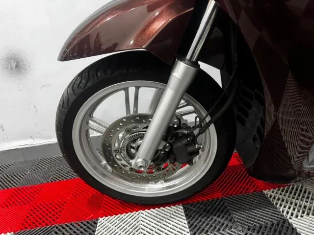 HONDA SH300i ABS - Foto 4