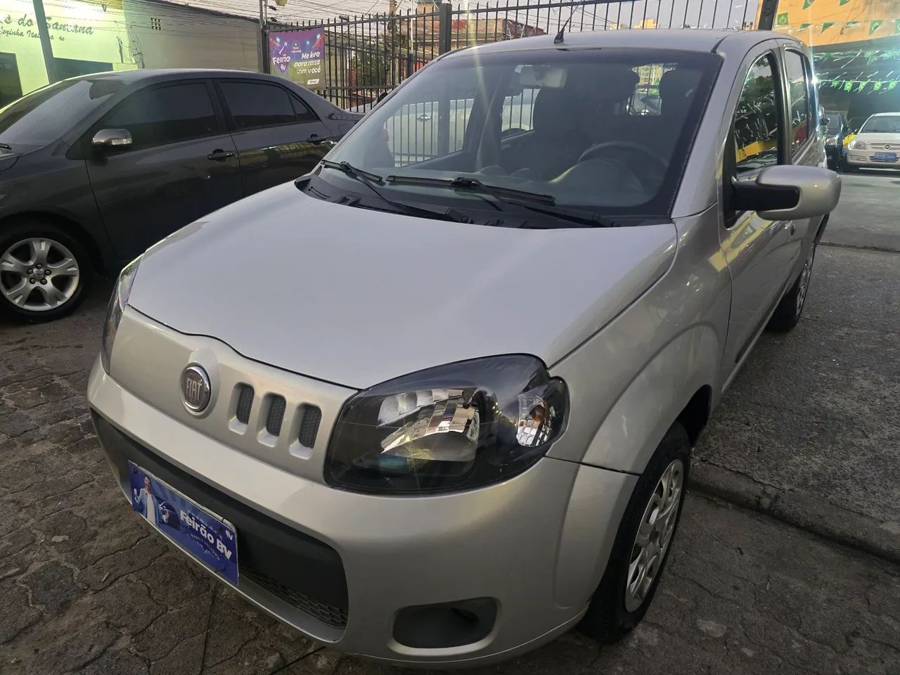 Fiat Uno UNO VIVACE Celeb. 1.0 EVO F.Flex 8V 5p 2012