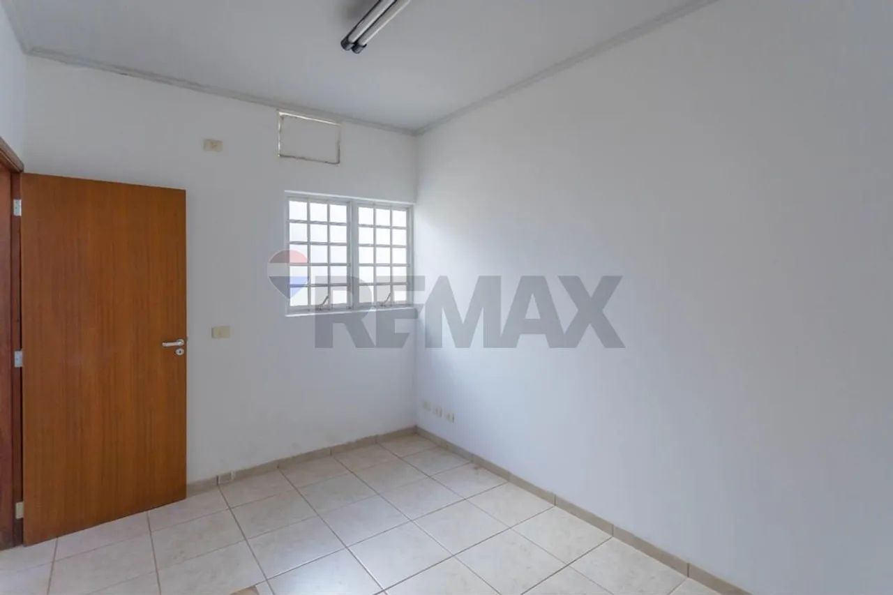 OPORTUNIDADE PARA CLÍNICAS, CONSULTÓRIOS COM MORADIA EM JABOTICABAL - Foto 4