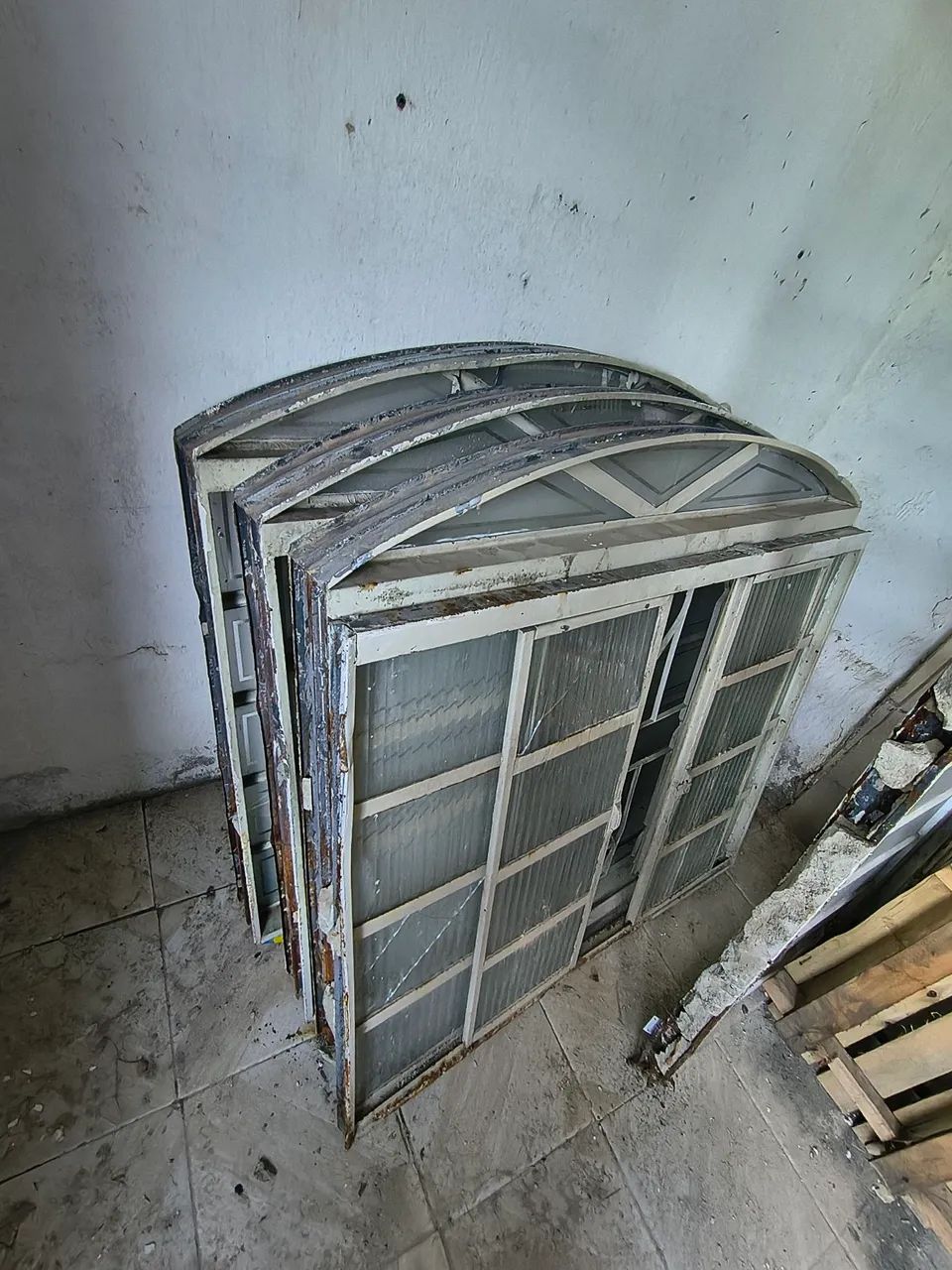 JANELAS E PORTAS FERRO E ALUMÍNIO  - Foto 3