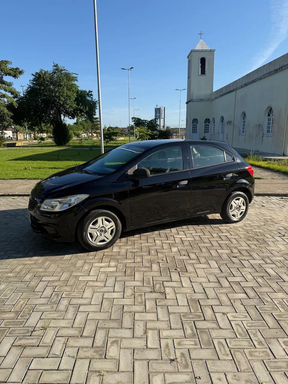 Chevrolet Onix ONIX HATCH LS 1.0 8V FLEXPOWER 5P MEC. 2015